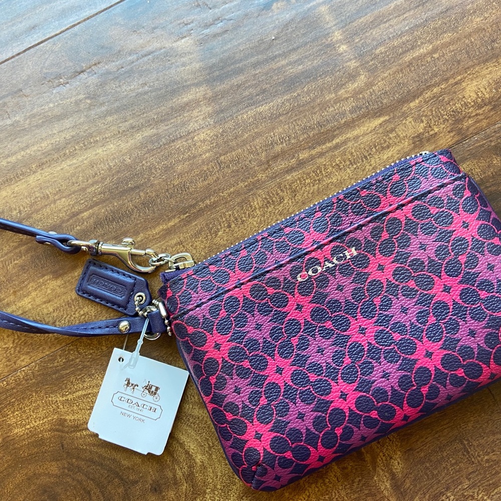 New With Tags!! Coach Wristlet Purple and Pink